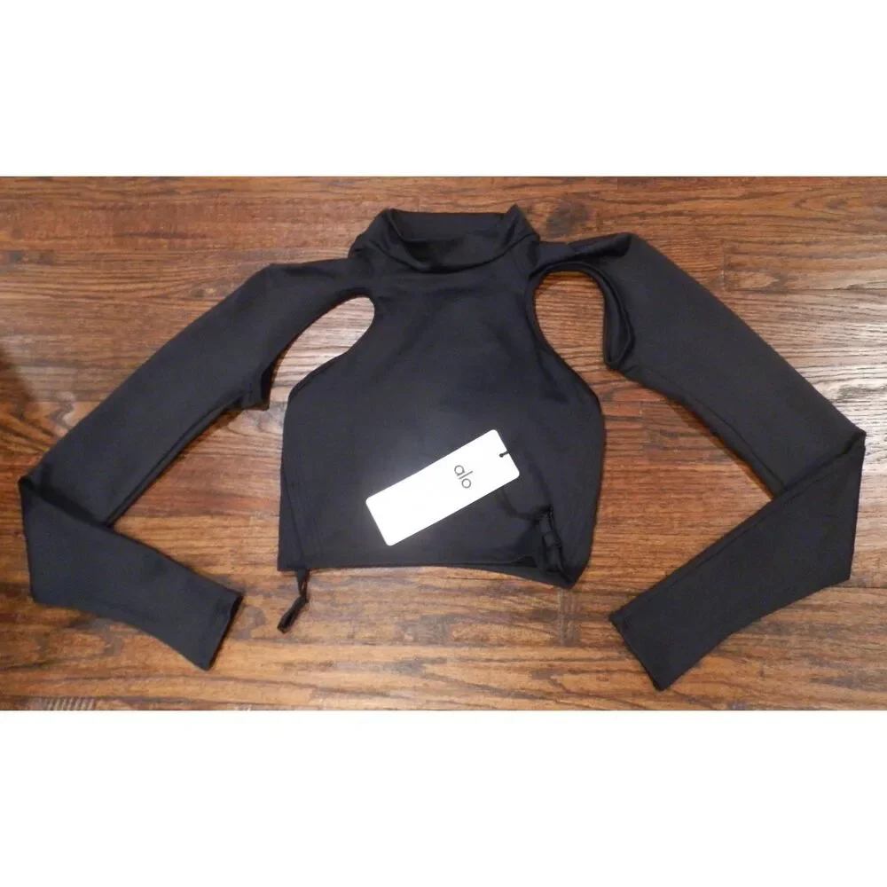 ALO Yoga new tag